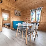 Luxury For 5 People, Zone Dom wakacyjny