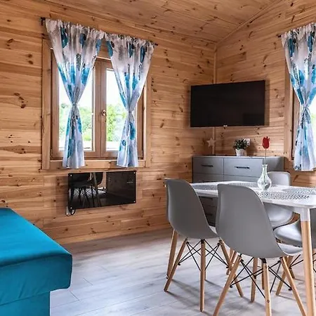 Luxury For 5 People, Zone *